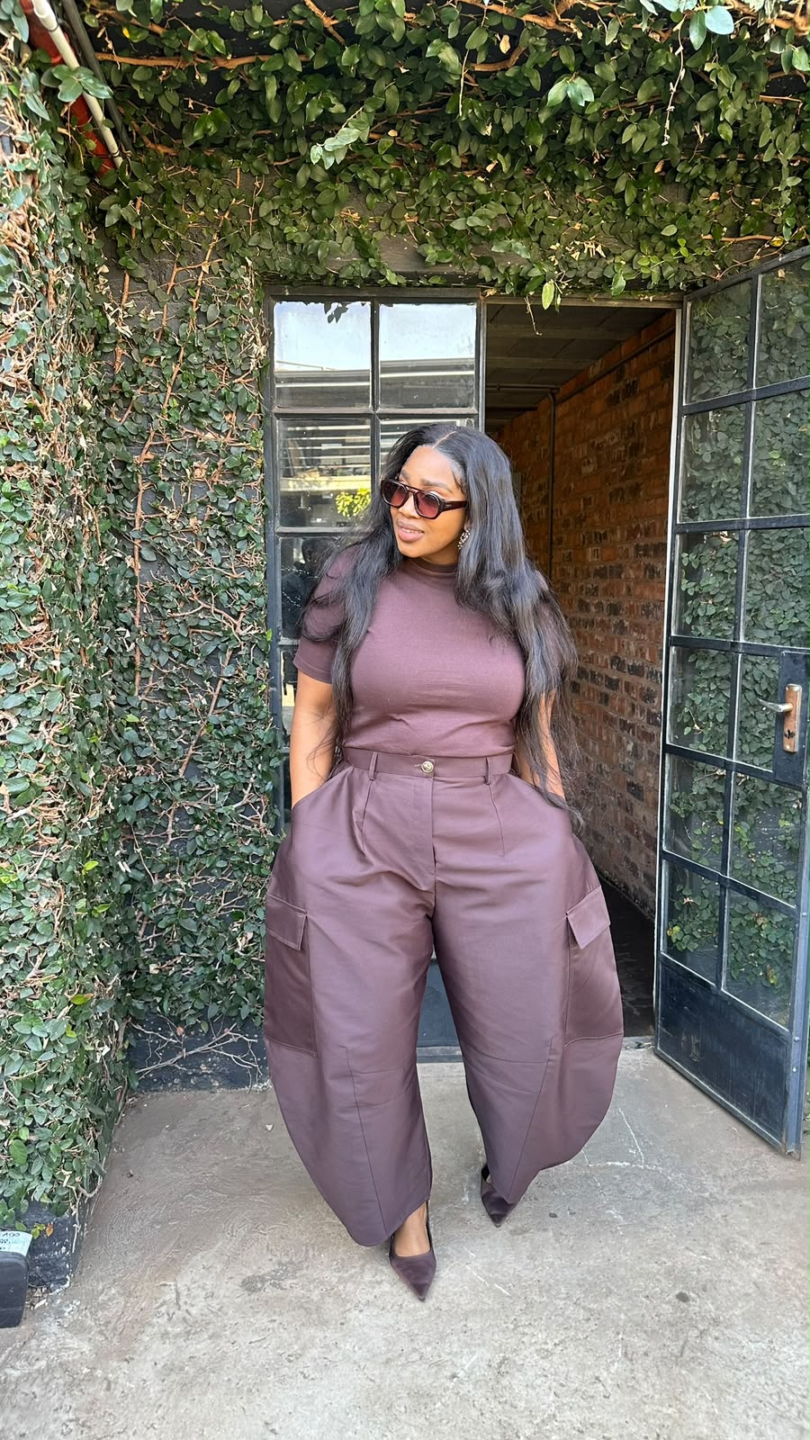 Chocolate brown barrel pants with pockets